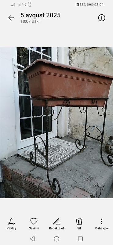 Горшки для растений: Metaldan hazırlanmış dibçək stendi istədiyiniz rəngə boyaya bilərsiz — 2