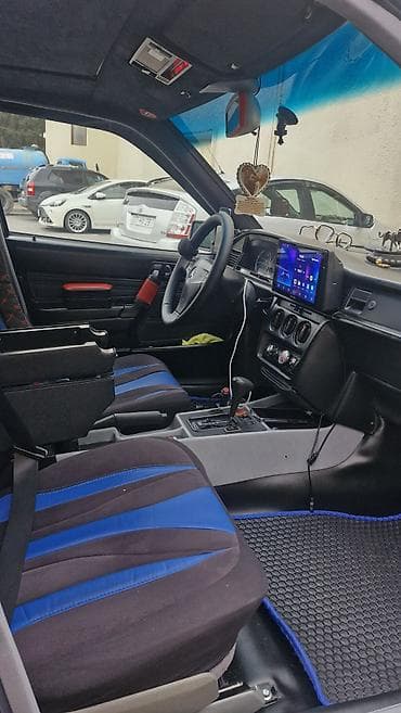 mercedes e 300: Mercedes-Benz 190 (W201): 1.8 l | 1990 il Sedan — 10