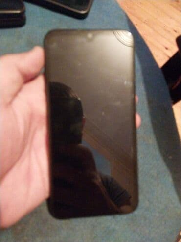 samsun a01: Samsung Galaxy A01, 16 GB, rəng - Qara, İki sim kartlı, Face ID — 2