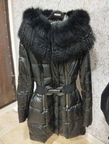 Kurtka S razmer.yeni kimidi.mex natura lama 10 azn
