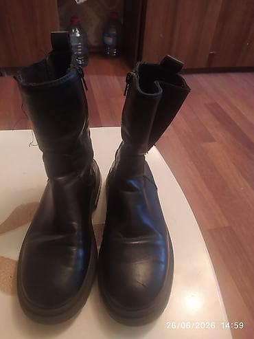 botinki: Bir neçə məhsul bir yerdə: 1) Qara kişi hərbi/boots tipli uzun — 6