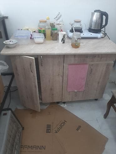 Mətbəx mebeli dəsti 120 azn - Material: laminat/LDSP korpus, taxta