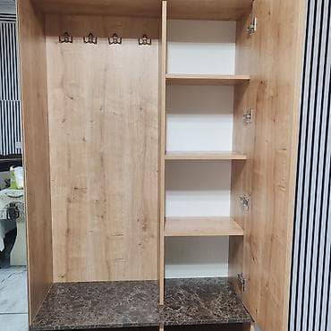parca dolab: İşlənmiş, 2 qapılı, Güzgülü, Qəhvəyi, Digər material, Açılan, Düz dolab — 6