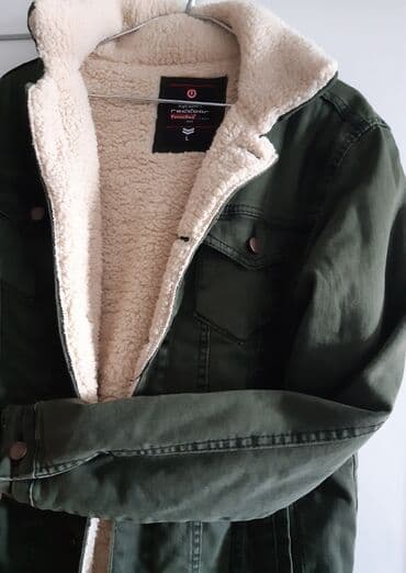 зеленые мужские спортивные костюмы: Gödəkçə M ölçü — 2