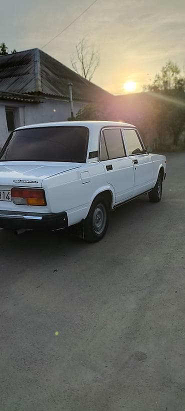 eleyus venera a: VAZ (LADA) 2107: 1.6 l | 2000 il 340000 km Sedan — 5
