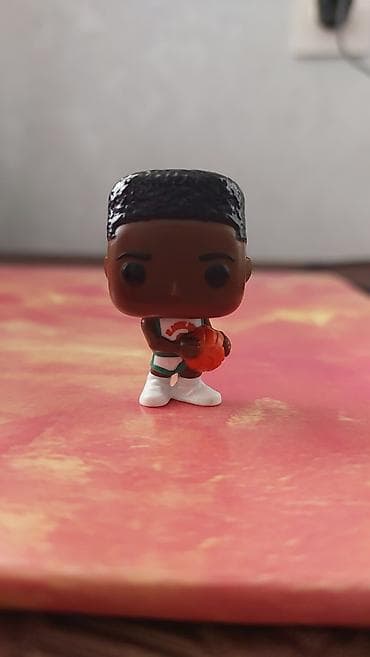 Velosiped aksesuarları: Funko Pop! tərzində vinil fiqur – basketbol mövzulu mini kolleksiya — 1