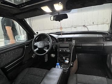 mercedes e class: Mercedes-Benz C-klass (W202) sedan - Kuzov rəngi: gümüşü - Salon — 3