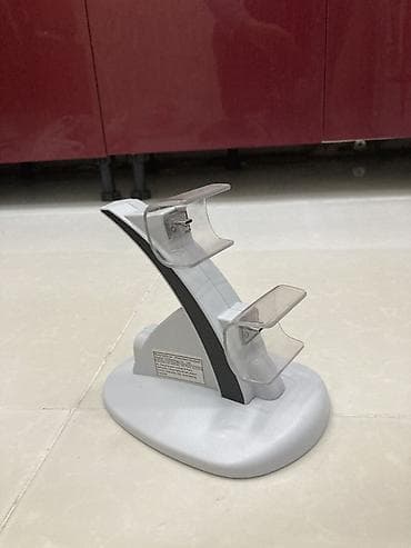 dualsense charging: İkiqat oyun pultu üçün şarj stendi (ALMIŞAM HEÇ İSTİFADE ETMEMİŞEM) — 1