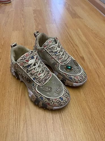 krosofka: Krasovkalar gucci hər biri 20 azn çox baha alinib — 4