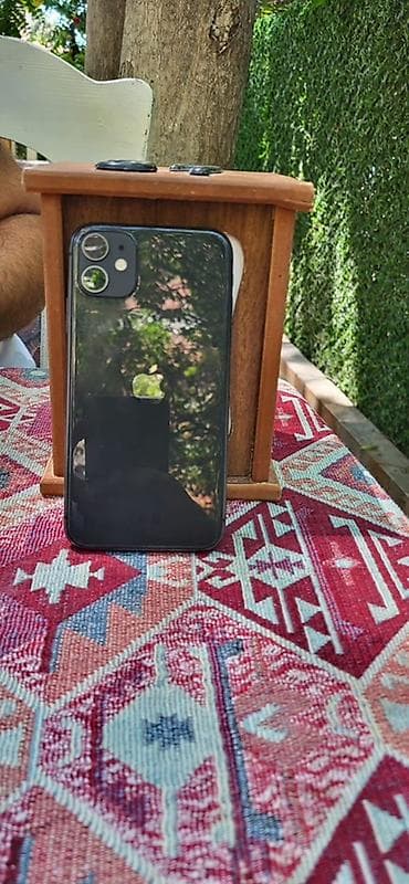 bakcell modem: IPhone 11, Qara, Face ID — 1