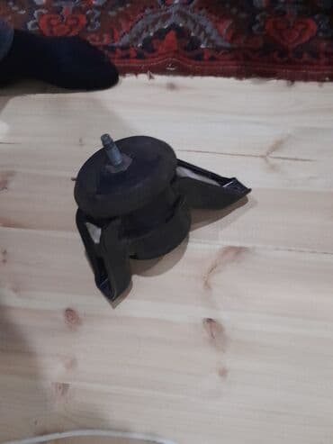 Digər nəqliyyat: Hyundai mühərrik yastığı (mühərrik dayağı) - OEM kodu: 21810-C5200 — 5