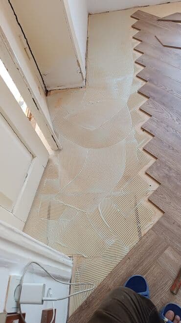 паркет баку: Laminatlarin vurulmasi her cur bilintuslarin supurgeliylerin vurulmask — 6