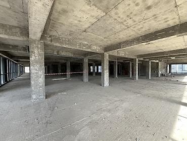 Квартиры: Kommersiya obyekti – vitrinəli yer səviyyəsi sahə Ümumi -3.000 kvadrat — 10