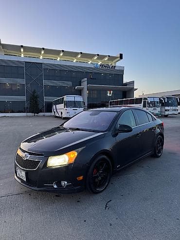 Chevrolet Cruze: 1.4 l | 2012 il 180152 km Sedan — 5
