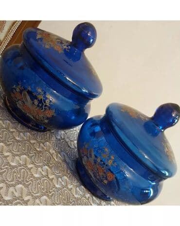 yuxuda qend qabi gormek: Qedimi bagema konfet qablari (heç bir qirigi yoxdur)konfet qablari — 1