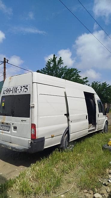 ford v184: Yükdaşıma üçün geniş həcmli yük furgonu - Marka/model: Ford Transit — 2