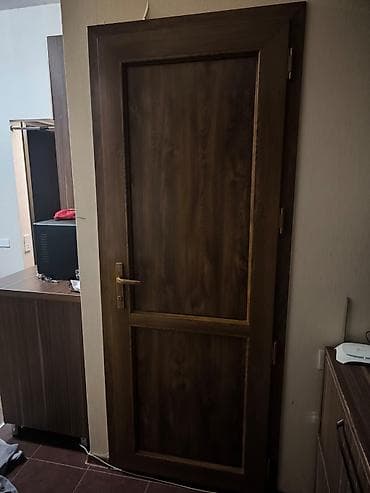 evin giris qapilari: Taxta interyer qapısı - Material: təbii ağac teksturalı, tünd qoz — 1