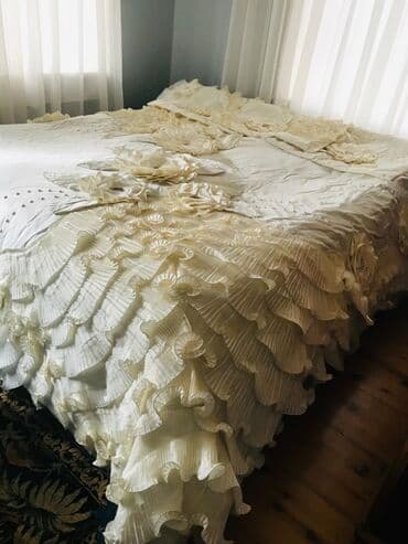 Yataq üçün Qaşlı rəng - Bej Yataq örtüyü lalafo.az -da Yataq üçün Qaşlı rəng - Bej Yataq örtüyü