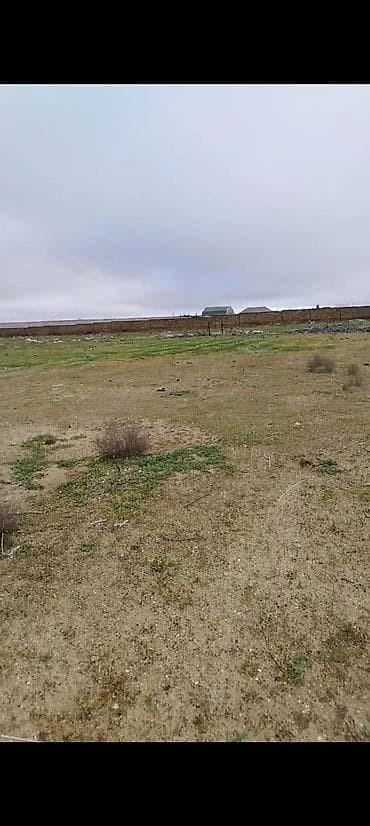 quba daşınmaz əmlak: SATILIR – ZİRƏ QƏSƏBƏSİNDƏ BÖYÜK TORPAQ SAHƏSİ! 📍 Ünvan: Zirə — 3