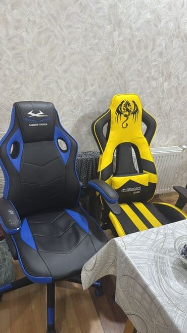 Офисная мебель: Б/у, С колесиками, Рукояти не регулируются, Кожзаменитель — 1