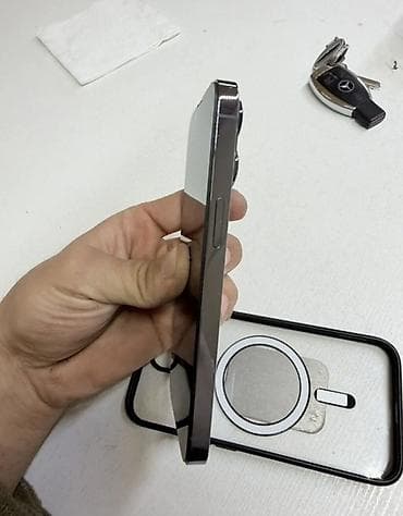 samsung a 12: IPhone 13 Pro, Göy, Face ID — 4