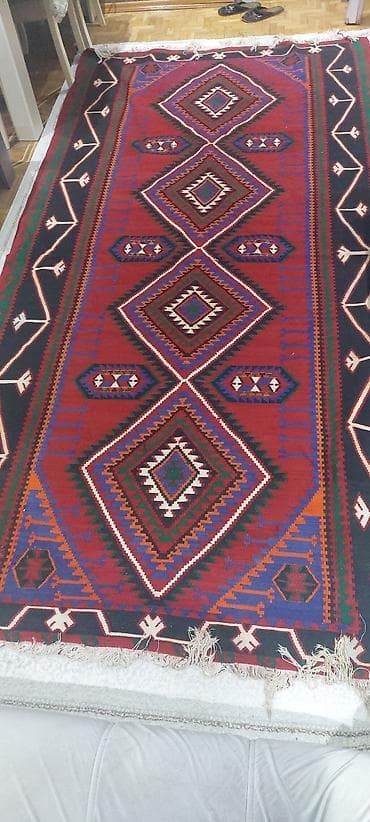 qədimi xalca: Xalça – əl toxuması kilim üslubunda - Naxış: Qədim Qafqaz motivləri — 2
