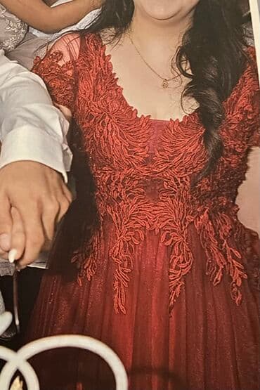 xonçaların satışı: 50 satilir 1ce defe geyinilib nisan gunu — 2