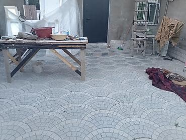 qapilar ev ucun: Həyət üçün dekorativ daş döşəmə işləri – peşəkar icra Təsvir: - — 2