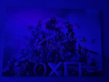 playstation 4 pro oyunları: PlayStation oyun zalı – rahat lounge və neon dizayn Hazır Biznes — 9