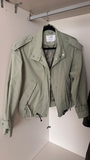 Xaki rəngli qısa yüngül kurtka - Model: qısa, biker üslubunda - Rəng