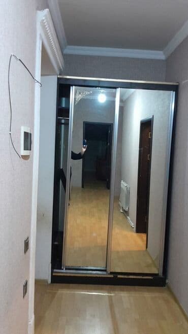 Kupe, 3 qapılı Düz dolab, Qarderob, paltar dolabı