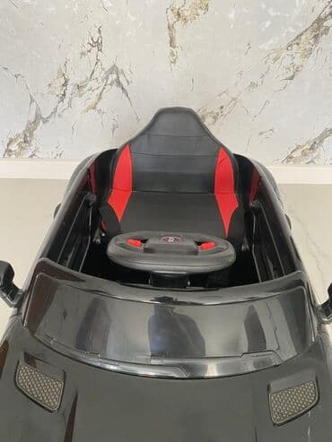 oyuncaq it: Uşaq elektrik avtomobili – qara rəng, sport dizayn - Model nömrəsi — 3