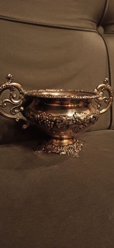 tap az qedimi esyalar: Редкий старини Бакинский статуетка 1956 год без дифекта скитка есть — 40