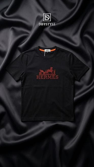Hermes loqolu qısaqol T‑şört - Rənglər: tünd göy, ağ, qara - Ön — 3