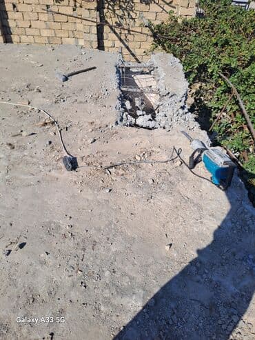 электрический кабель: Bu, beton, kərpic və digər sərt materialların sökülməsi üçün nəzərdə — 1