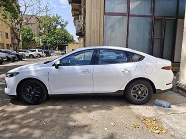 byd adapter: BYD Qin Plus: 1.5 l | 2025 il 71000 km Sedan — 1