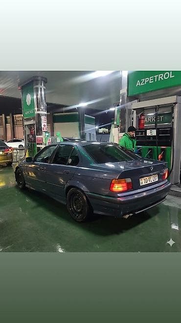 hyundai sonata 2004: BMW 3 series: 1.8 l | 1991 il Sedan — 9