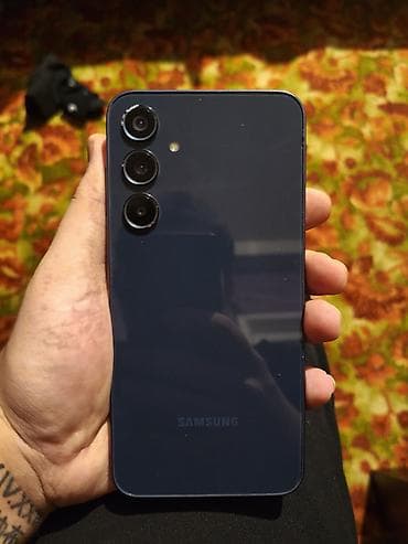 iphone se kreditle: Samsung Galaxy A35, 128 GB, rəng - Göy, İki sim kartlı — 2