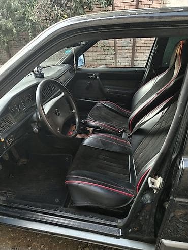w204 r18 amg: Mercedes-Benz 190 (W201): 2.2 l | Sedan — 4