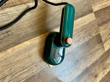 ütü işi: Portativ buxarlı ütü - Kompakt ölçü və qatlanan/ergonomik tutacaq – — 2