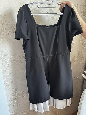 axşam smeni: Qara rəngli qadın kombinezonu - Modell: Romper/kombinezon, mini — 4