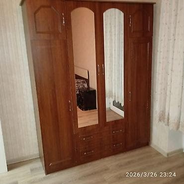 işlənmiş şifoner: Güzgülü dolab, 4 qapılı, 2 yeşiyi var. İşlənmiş, Embawood. 200x160x40 — 3