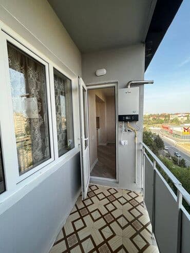 ucbucaq evlər: Bakı, 2 otaqlı, Köhnə tikili, m. Xalqlar Dostluğu, 60 kv. m — 11