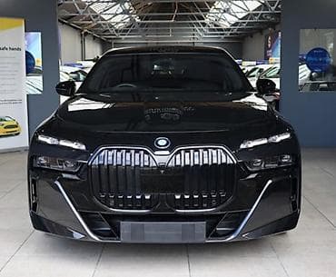 Bmw i7 radiator barmaqliqi 
Qabaq ablisovka originaldir