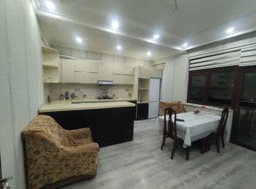 ehmedlide menziller: Həzi Aslanov metrosunun yaxınlığında ramiz quliev kucesində 17 — 1