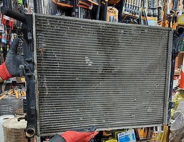 audi a7 3 tdi: Avtomobil radiatoru (mühərrik soyutma radiotoru) - Material — 3