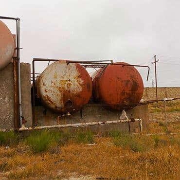 islenmis taxtalar: Bak, Metal, 10000 l l, İşlənmiş, Ünvandan götürmə, Ödənişli çatdırılma — 4