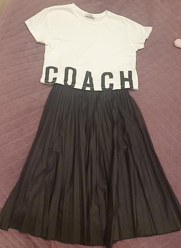 Bershka ətək M ölçüColins t shirt XS Ölçü 2 si birlikdə.Ağ qısaqol — 1