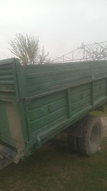 traktor yukleyici: Məhsul: Kənd təsərrüfatı üçün ikioxlu qoşqu (dumper tipli), metal — 2