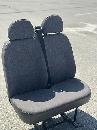 ford oturacaq: Satılır İdeal vezuyetde ciriqi söküyü yoxdu köhnə madel fortlara gedir — 2